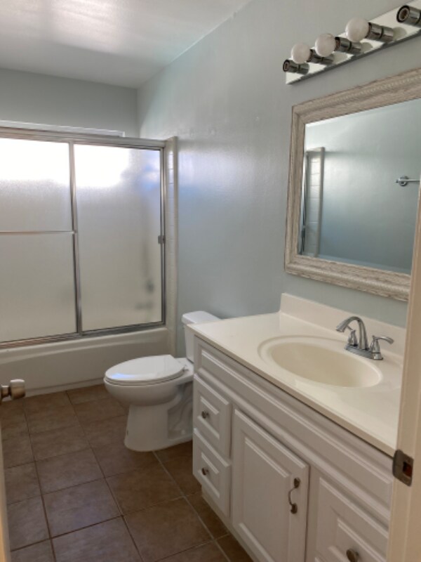 Building Photo - 5354 Lindley Ave