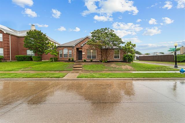 Building Photo - 4719 Highlands Dr
