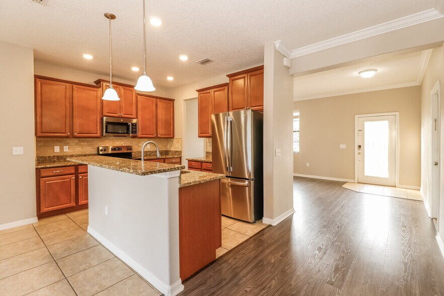 Building Photo - 12358 Eagle Chase Way