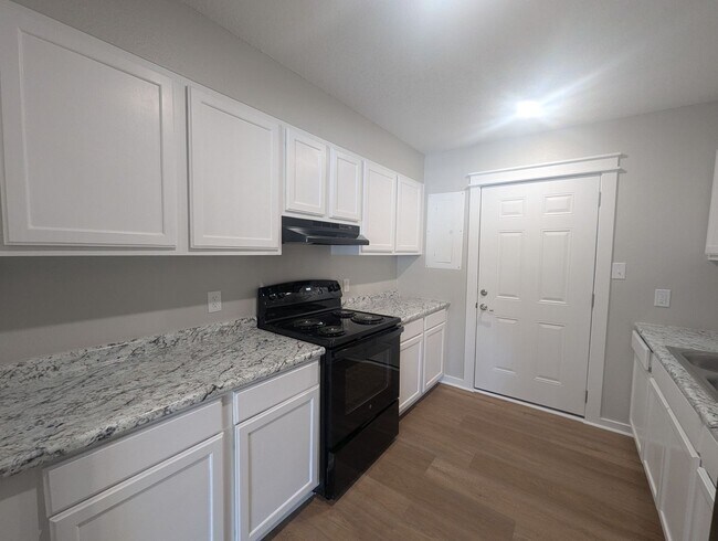 Building Photo - Partial Utilities Included • Newly Remodel...