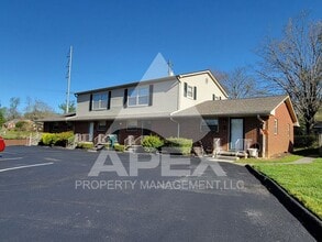 Building Photo - MOVE-IN SPECIAL, $1 RENT!! - Spacious Ground Floor 1 Bd - 1Ba Apartment in Fountain City! W/D Hoo...