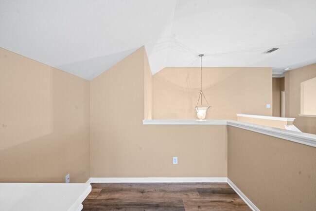 Building Photo - 12714 Mardi Gras Dr