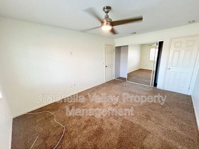 Building Photo - 37548 Bankside Dr