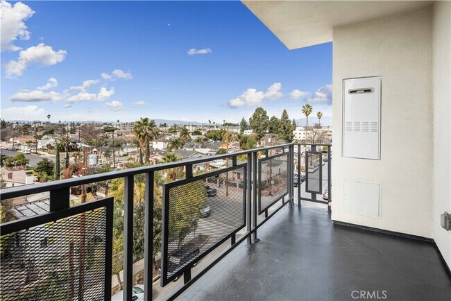 Building Photo - 11714 Archwood St