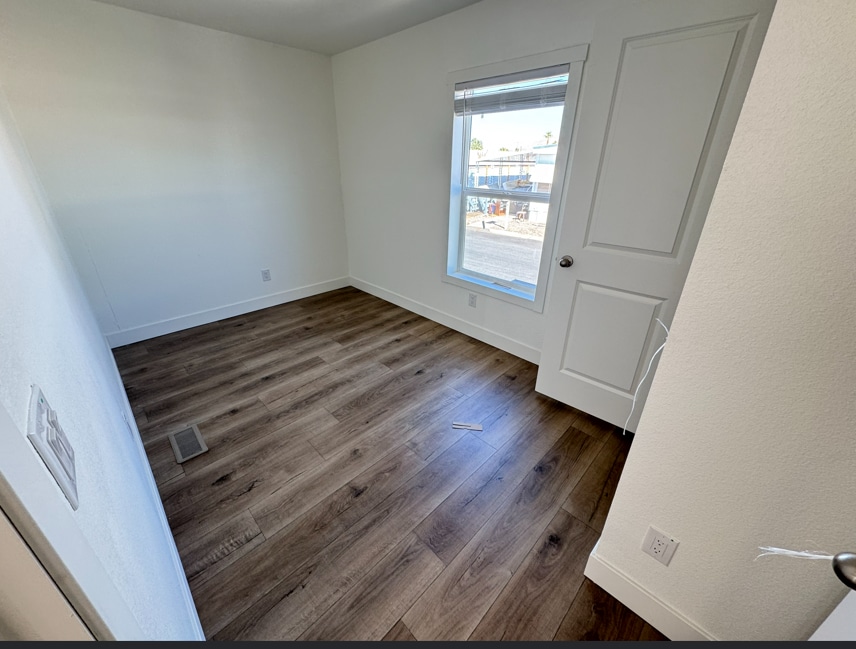 Building Photo - 3601 E Wyoming Ave