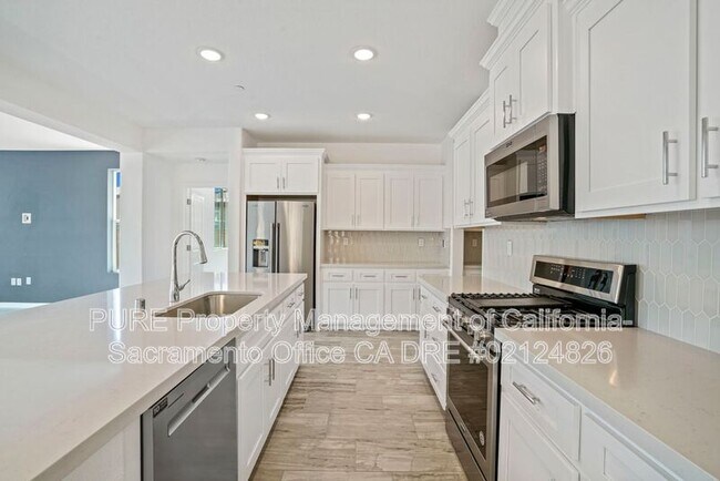 Building Photo - 273 Cask Dr