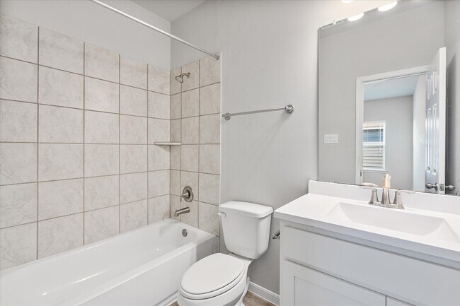 Building Photo - 10610 Scrub Oak Dr