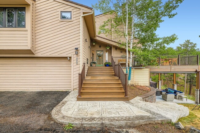 Building Photo - 2298 Holly Ct