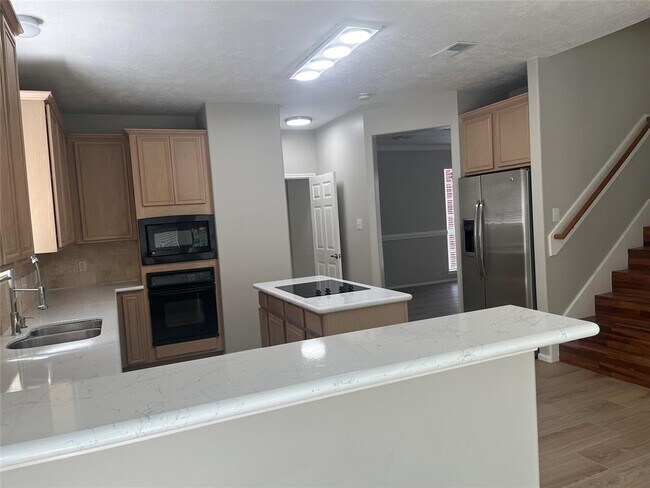 Building Photo - 1123 Elmgrove Park Ln