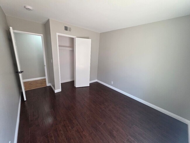 Building Photo - 12947 Arabella Pl