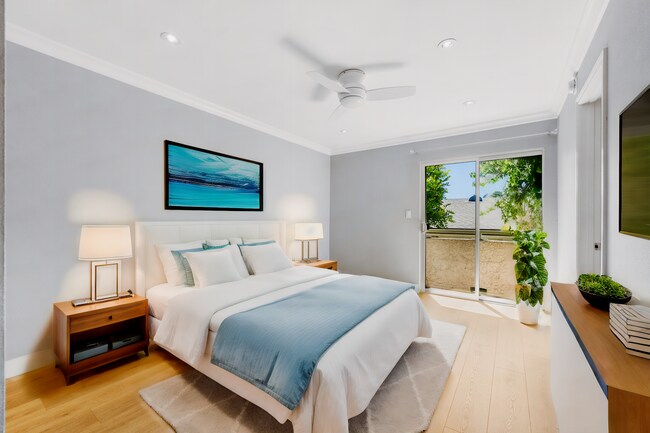 Building Photo - 12390 Chandler Blvd