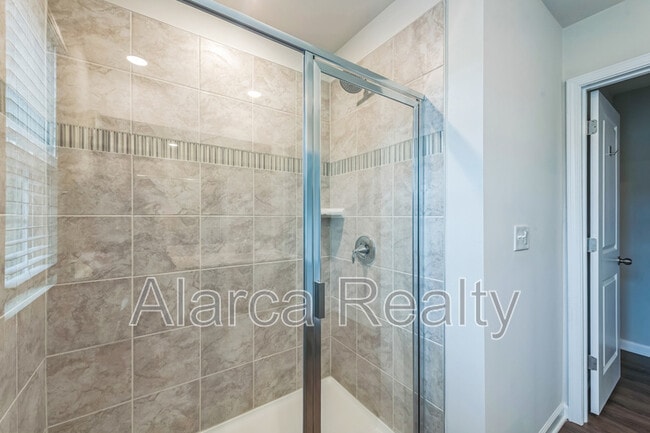 Building Photo - 14009 Castle Nook Dr