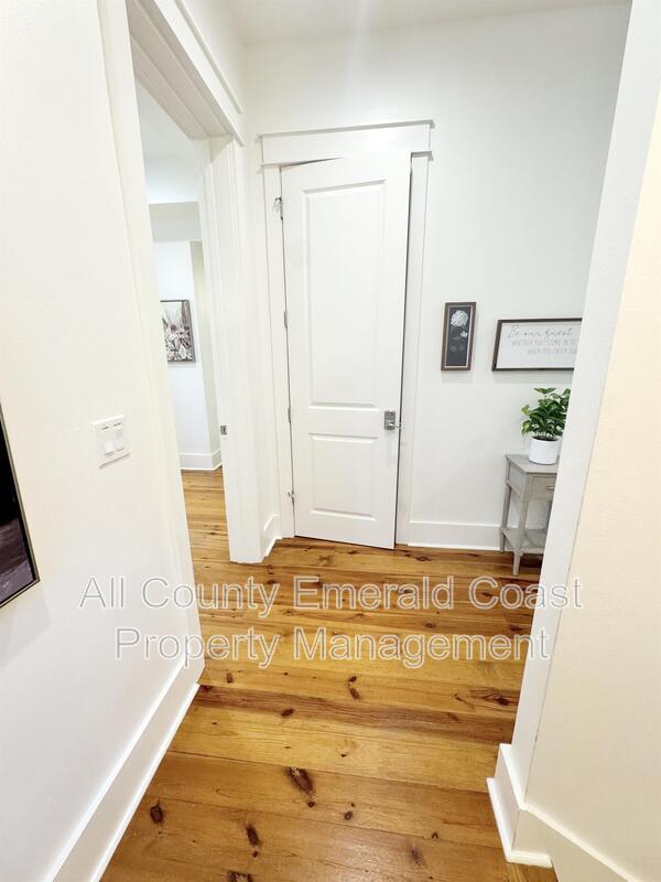 Building Photo - 50 Cinnamon Fern Lane