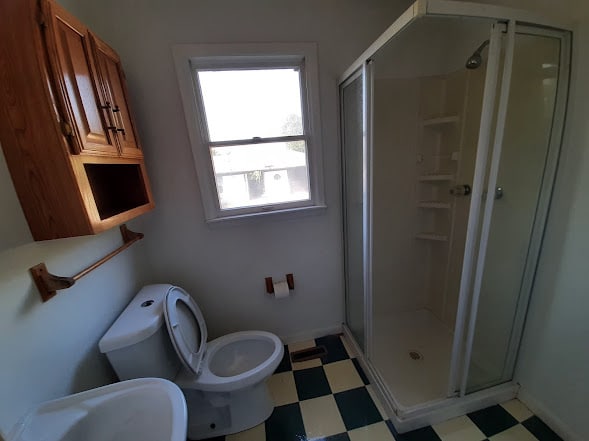 Building Photo - 107 Hillwood Dr
