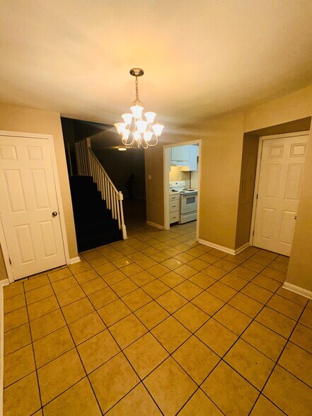 Building Photo - 3315 King Bradford Dr