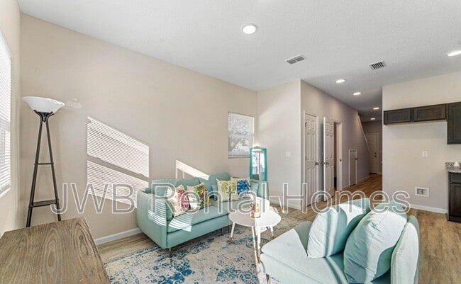 Building Photo - 6059 Carolines Ct