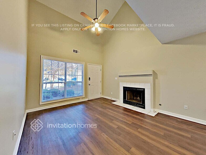 Building Photo - 740 Avening Ct