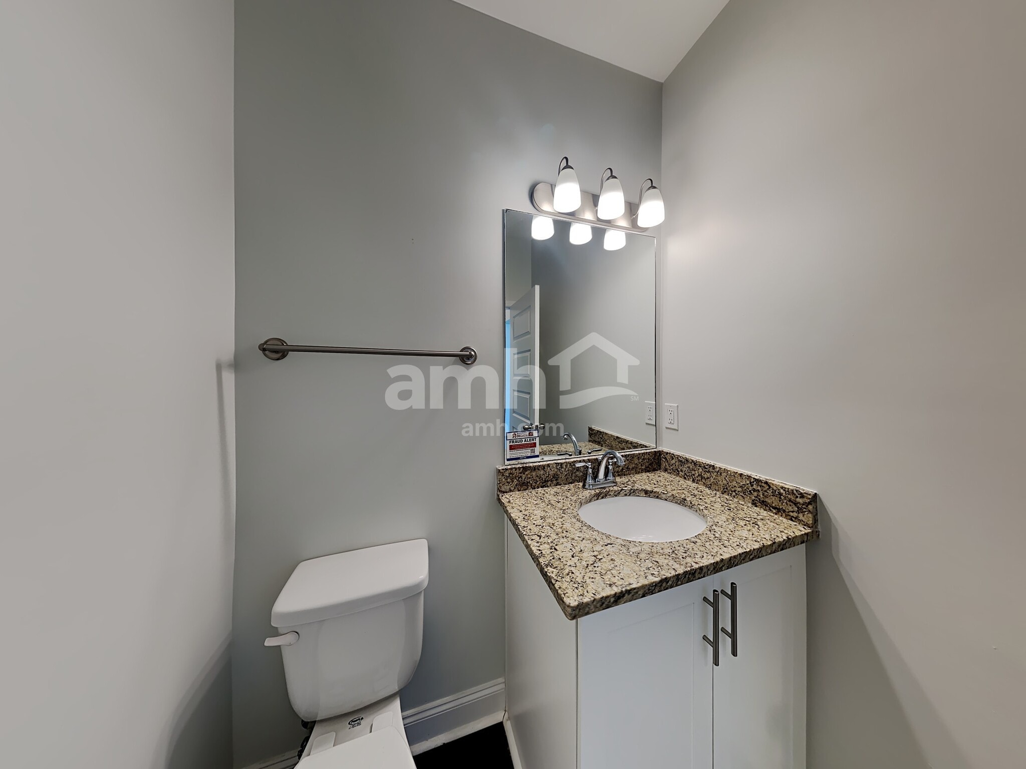 Building Photo - 5327 Tupelo St