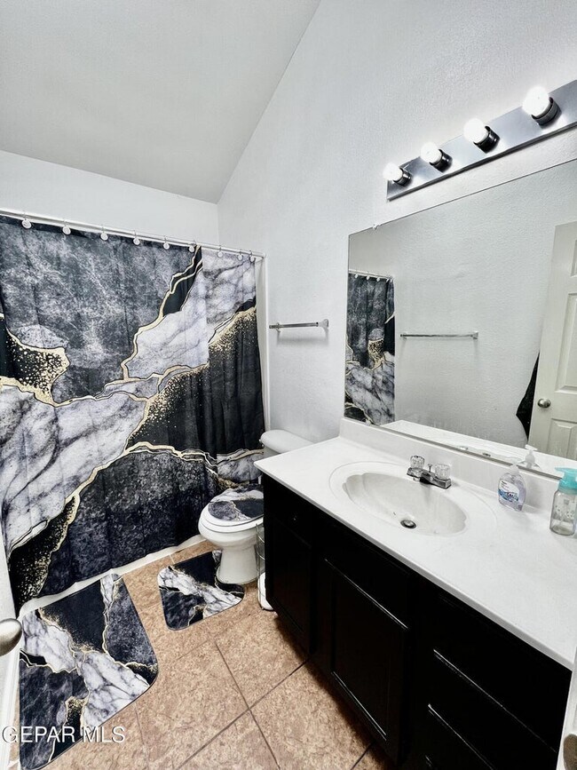 Building Photo - 12701 Francisco Paz Dr