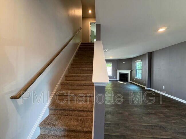 Building Photo - 7129 Finnigan Rd