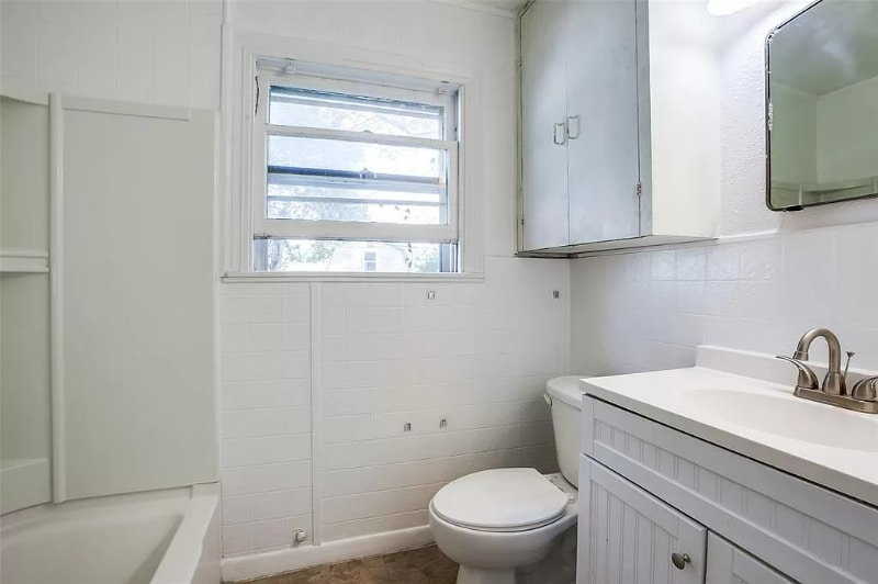 Building Photo - 1425 Cedar Crest Dr