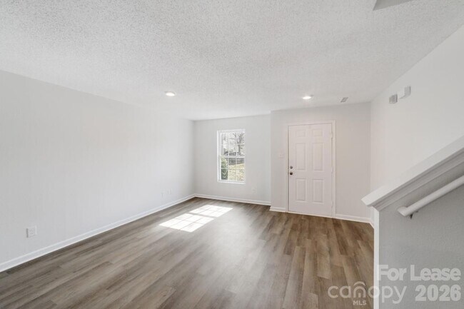 Building Photo - 776 Ladino Lane