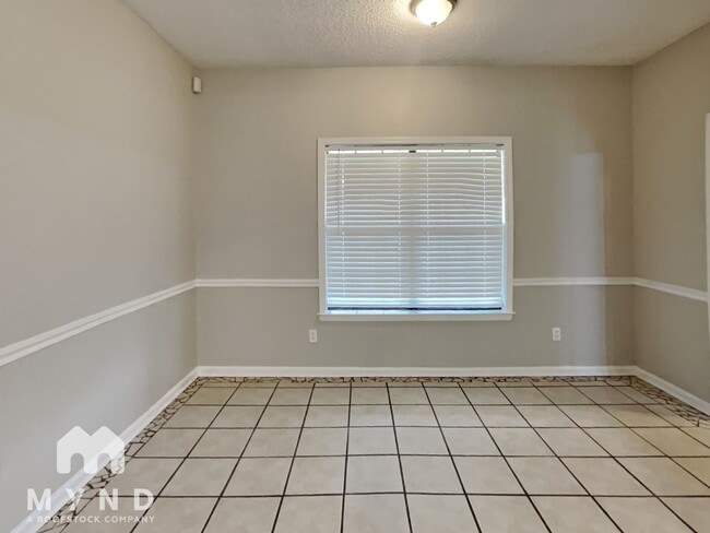 Building Photo - 3935 Rim Creek Ln