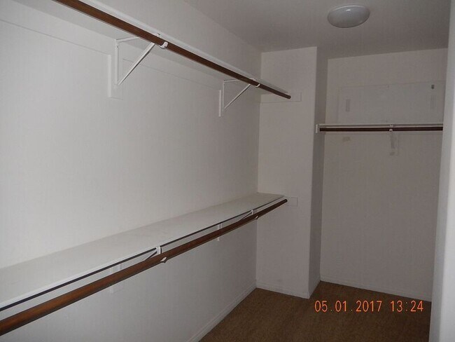 Building Photo - 35423 Ocotillo Ct