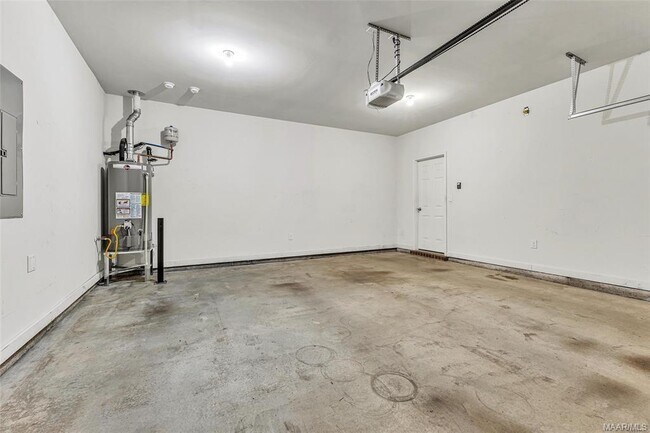 Building Photo - 9348 Turnberry Park Dr