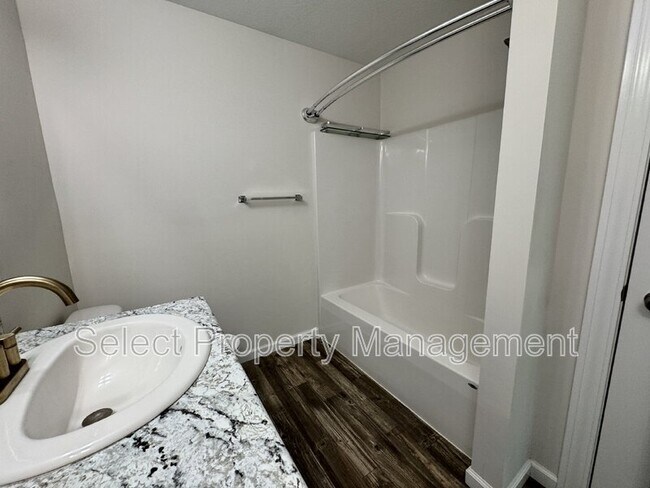 Building Photo - 2239 Rittenhouse Pl