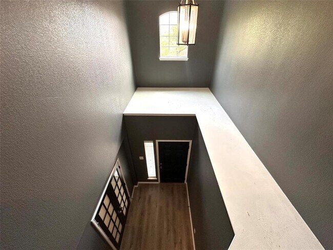 Building Photo - 4601 Tiddle Ln