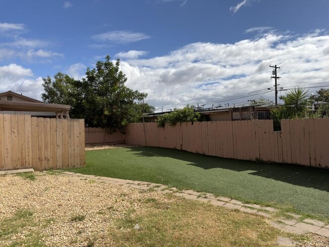 Building Photo - 986 Merritt Dr