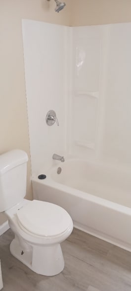 Building Photo - 160 Hudson Ave