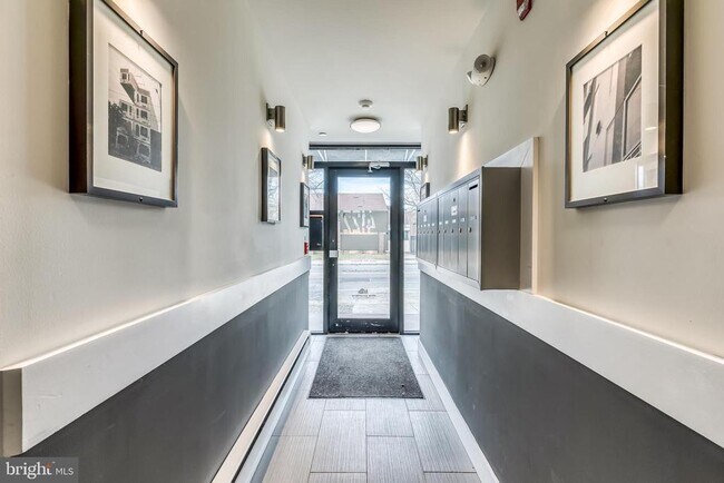 Primary Photo - 4122 Haverford Ave