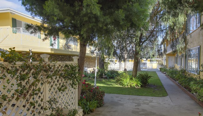 Building Photo - Monterey Gardens Apartments