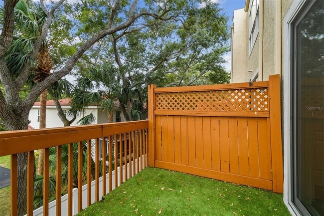 Building Photo - 3183 Bayshore Oaks Dr