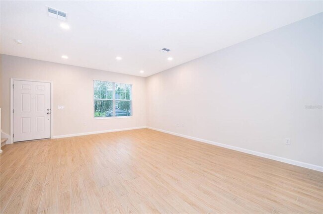 Building Photo - 474 Lady Palm St
