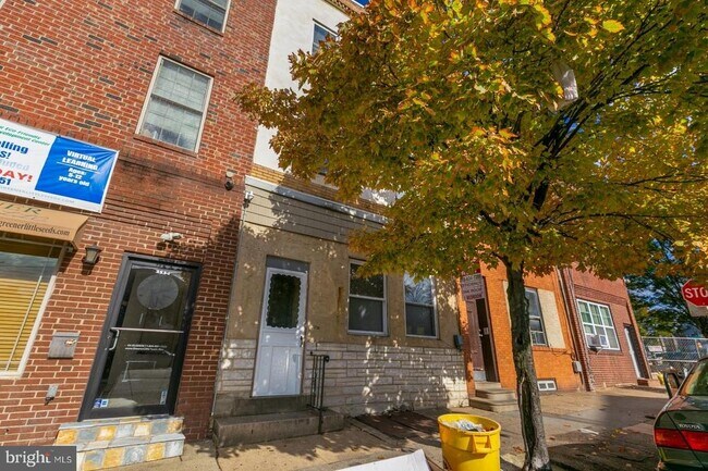 Building Photo - 2536 Amber St