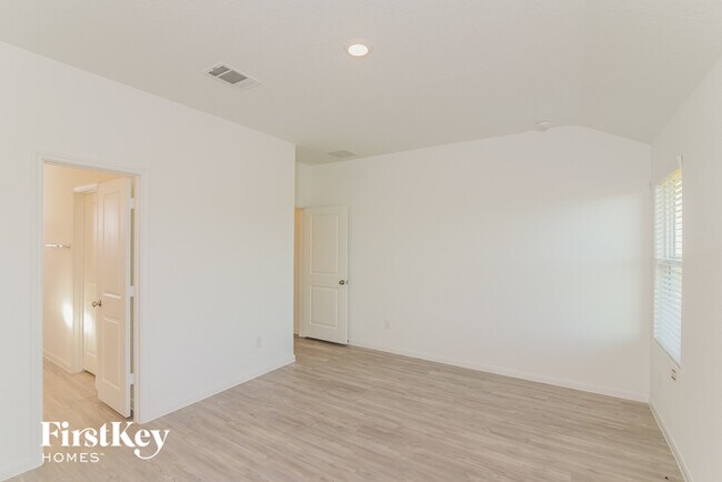 Building Photo - 12923 Thyme Wy