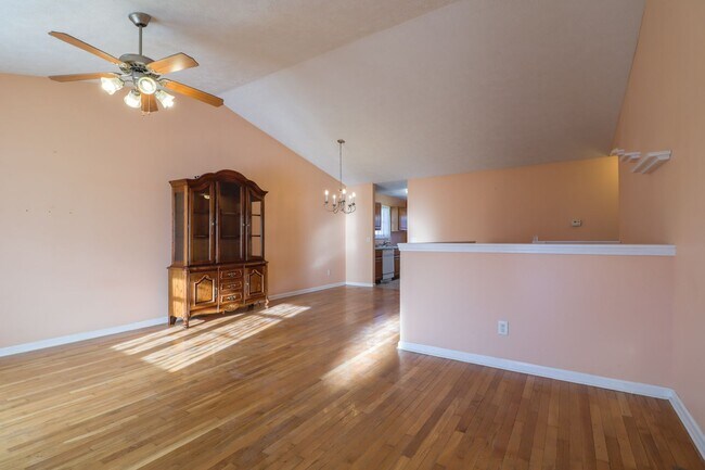 Building Photo - Montgomery- Nova