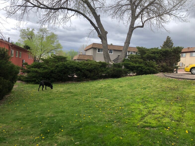 Building Photo - 2145 King St