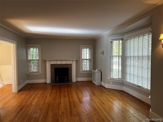 Building Photo - 1072 Ridgedale Ave