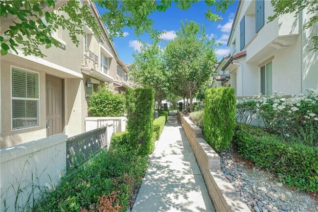 Building Photo - 15723 Parkhouse Dr