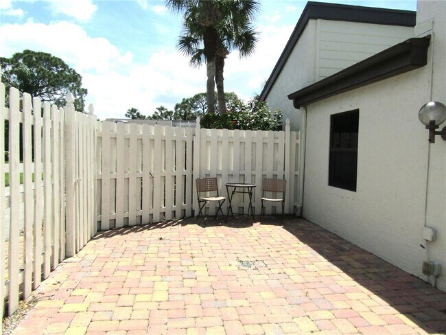 Building Photo - 4349 Woodmans Chart Rd