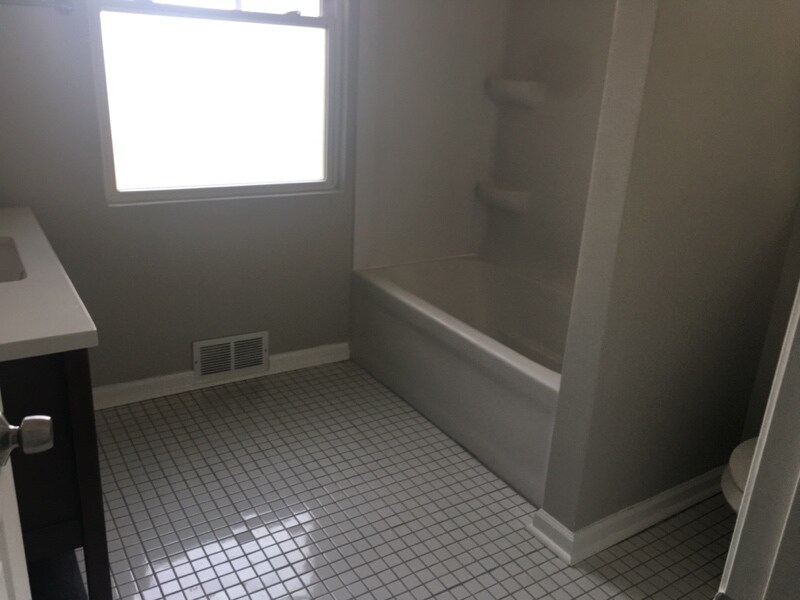 Building Photo - 3524 Hudson Ave