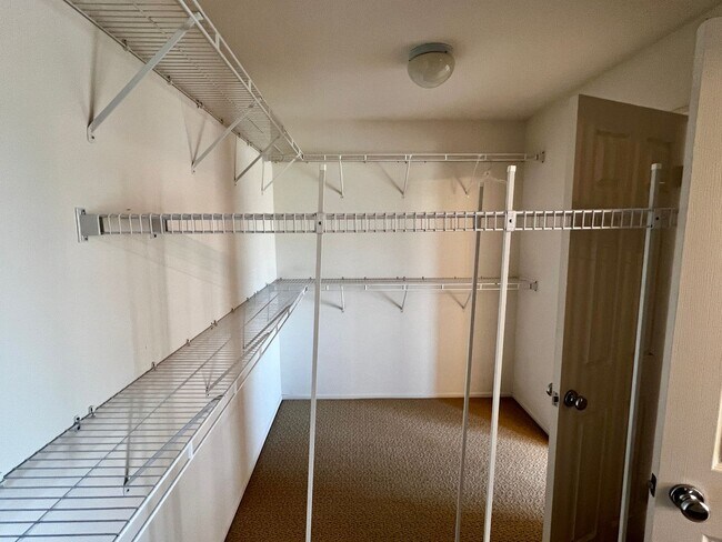 Building Photo - Spacious 4-Bedroom Murrieta Home with Loft & 3-Car Garage