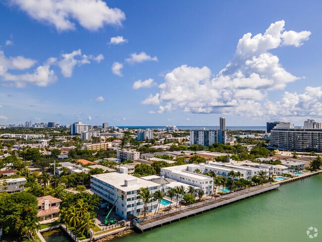 Building Photo - Normandy Cove