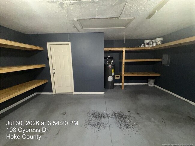 Building Photo - 108 Cypress Dr