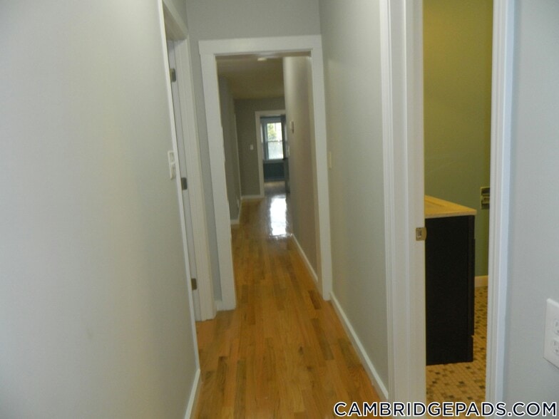 Building Photo - 173 Rindge Ave