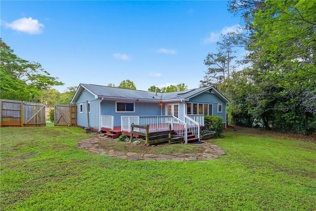 Building Photo - 3143 Claiborne Dr NW